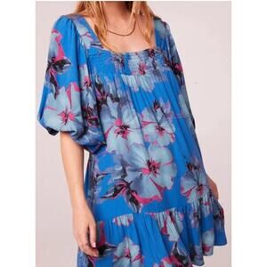Band of the free Soria Dress Floral Blue Medium NWT